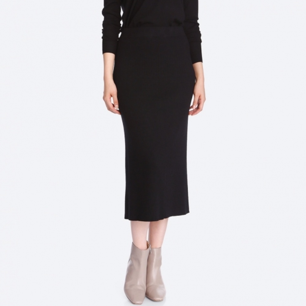 Uniqlo Ribbed skirt